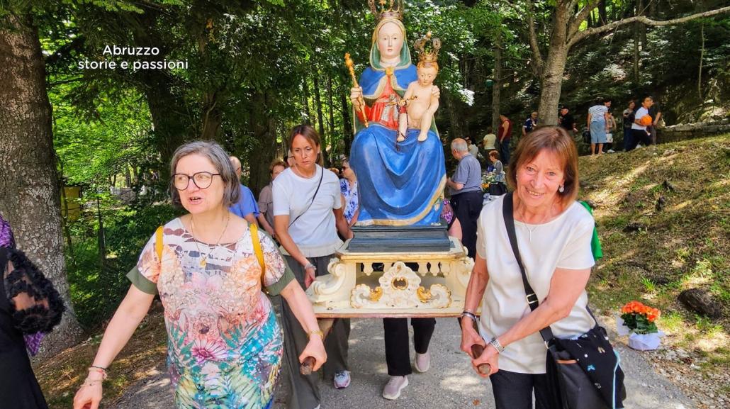 Processione della Madonna della Mazza, ph Abruzzo storie e passioni