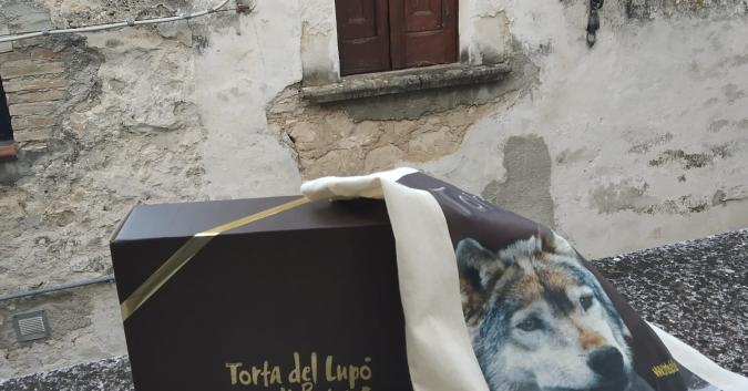 tra le vie del borgo
